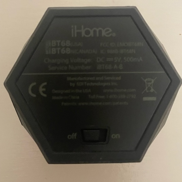 iHome iBT68 Small Color Changing Home Speaker - Picture 5 of 5